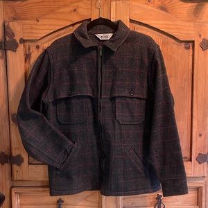 Vintage Woolrich Heavy Wool Jacket grey & red plaid zipper front made in USA